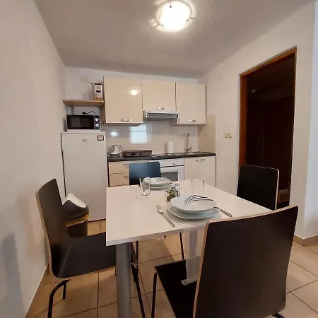 Sofija Apartmani Vir Exterior photo