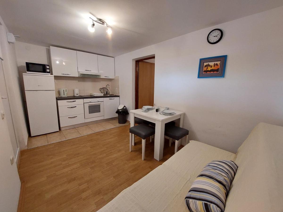 Apartament Sofija Vir