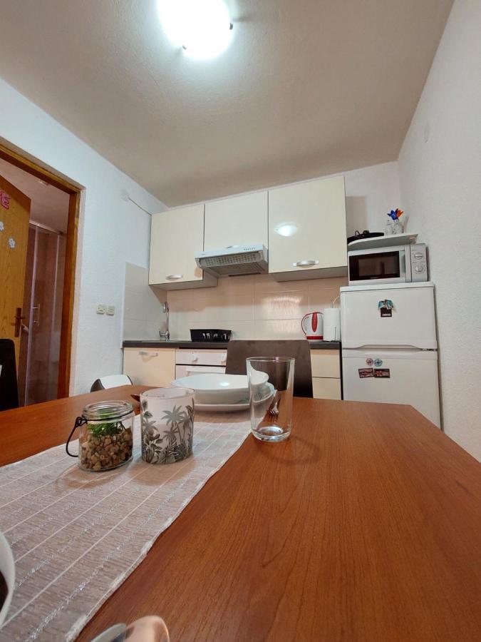 Sofija Apartman Vir
